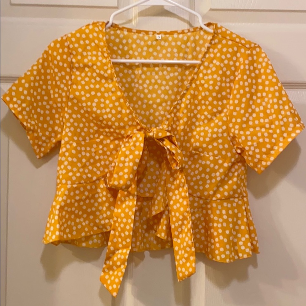 Yellow flower top